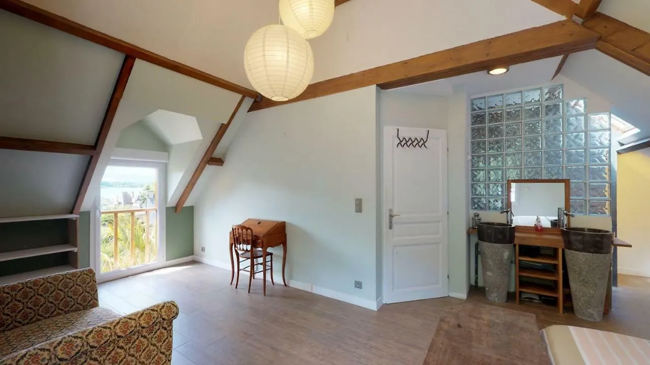 Villa De L'Impasse Des Templiers La Ville-ès-Nonais Francie